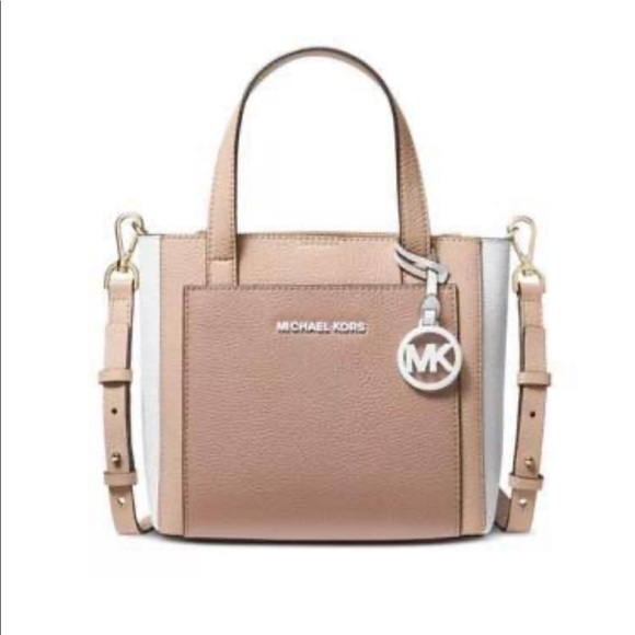 Michael Kors Pink Crossbody Gemma - Picture 2 of 13